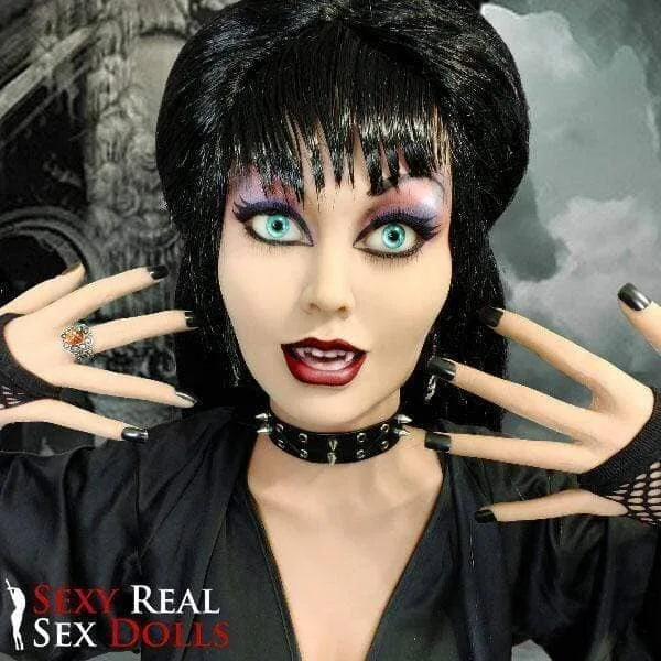 148cm (4ft10') Gothic Vampire Love Doll view 5