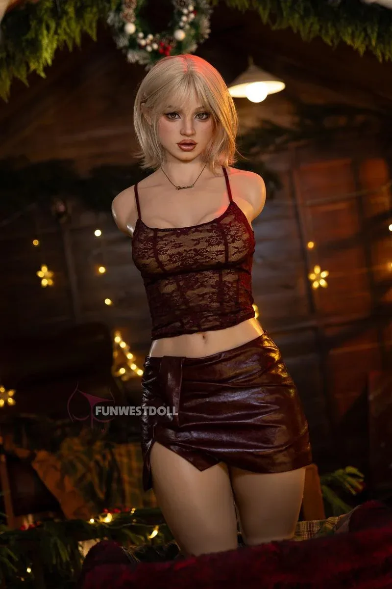 113cm (3ft8") Blonde Realistic Silicone Torso - #054SJ - Lyra view 8